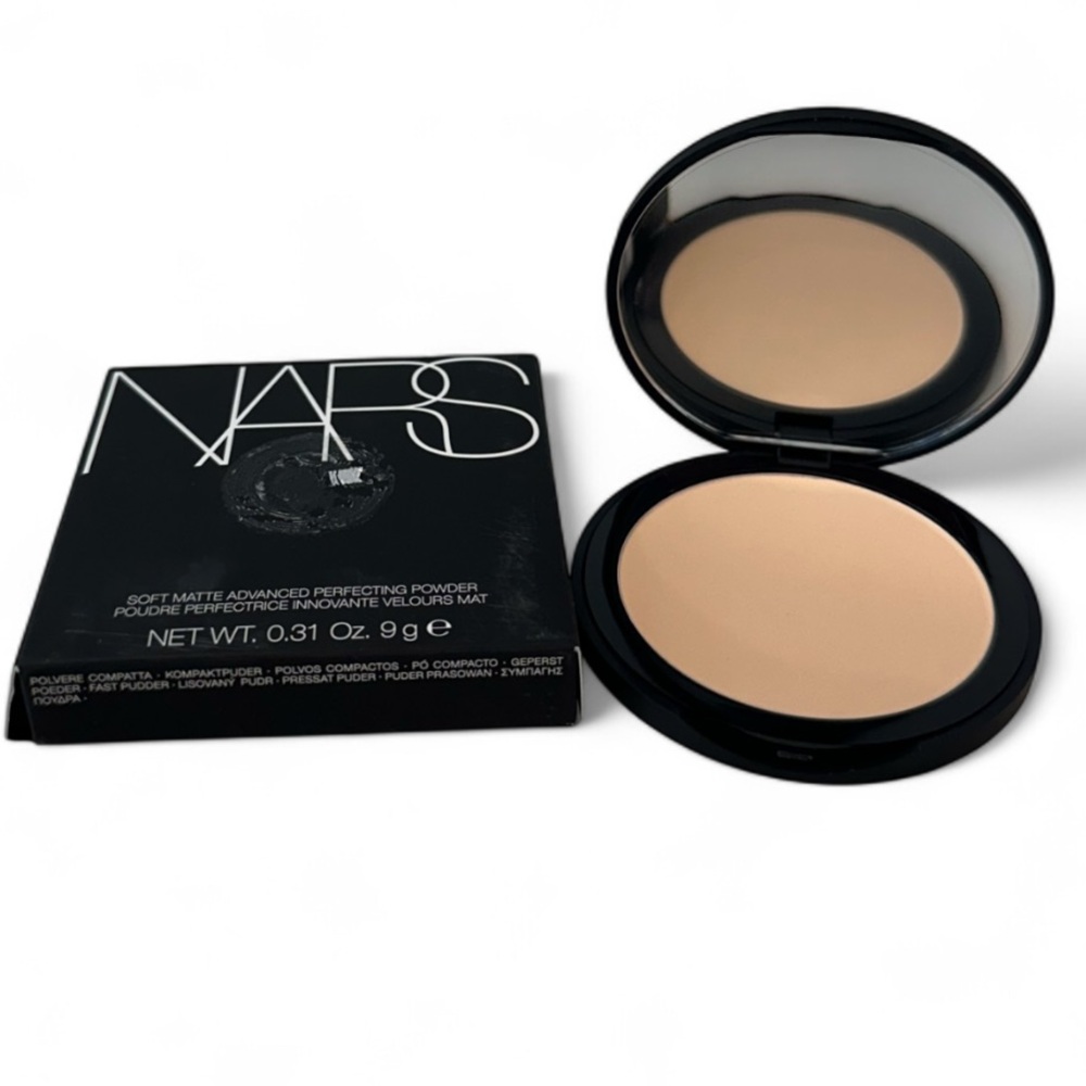NARS Soft Matte Advanced Perfecting Powder NIB Face Makeup Creek Light Cool Tone